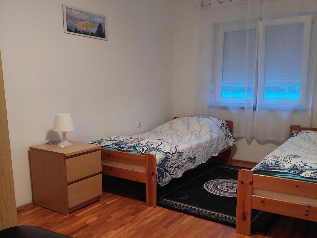 Apartmani Mujagic Batomalj Экстерьер фото